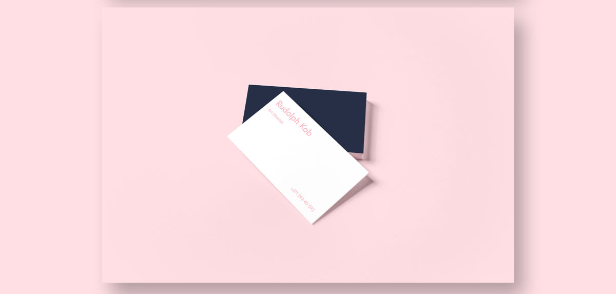 Peue – Realistic Business Card Mockup